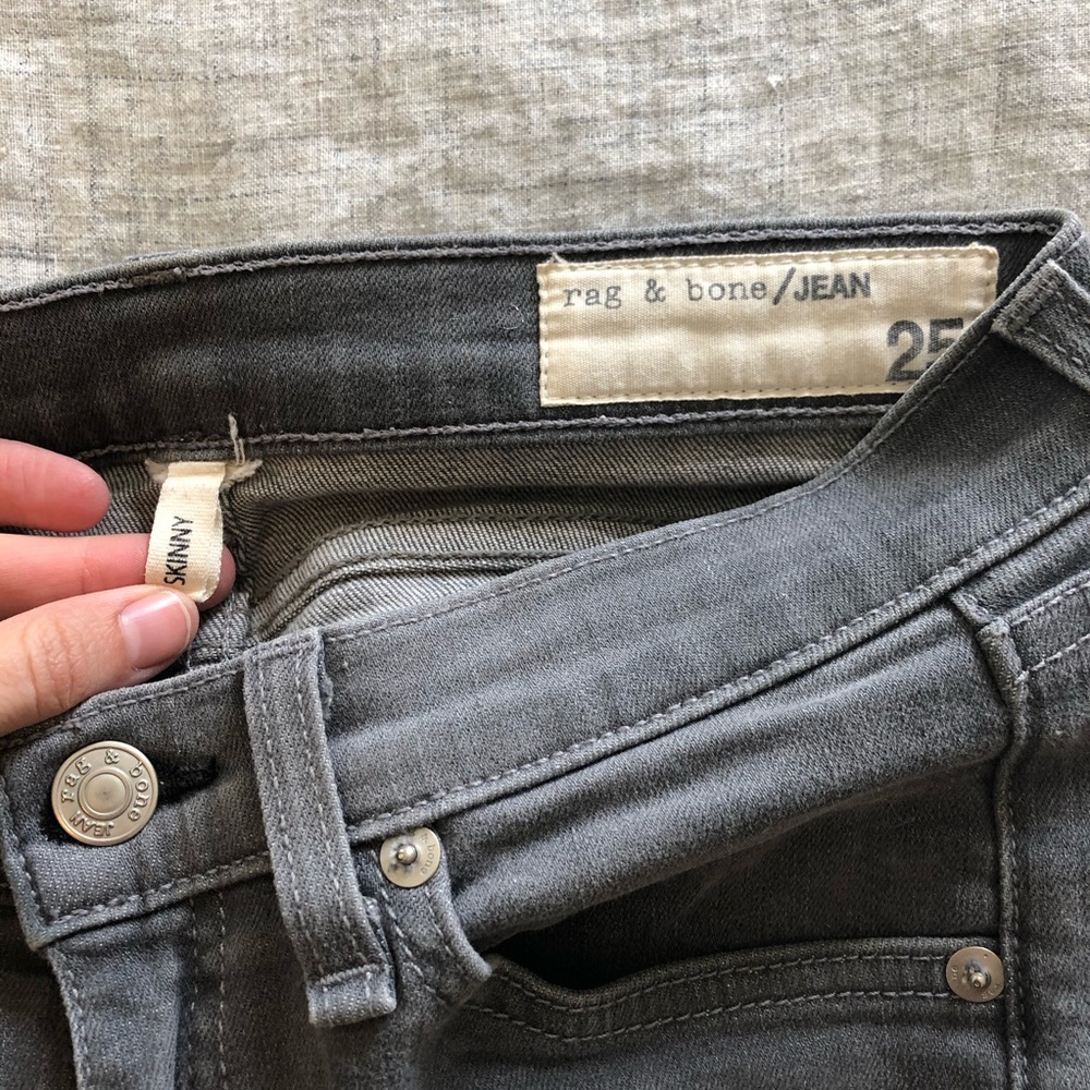 Rag & Bone Skinny Mid Rise Stretch Jeans in Grey - Picture 5 of 5
